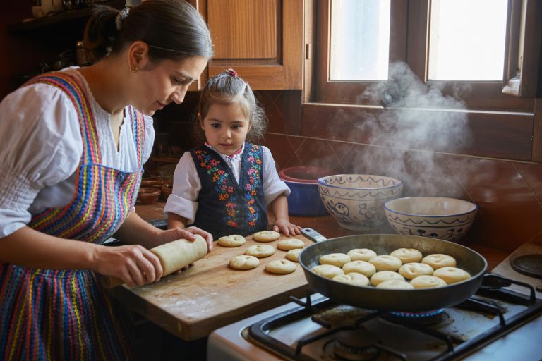 Argentinian Medialunas Recipe - Cooking