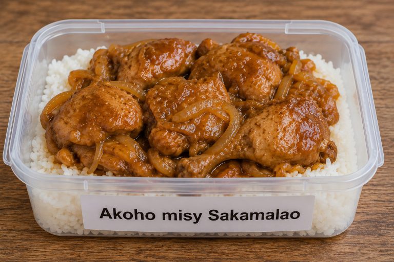 Delicious Sakamalao stew with rice for boondocking meals.