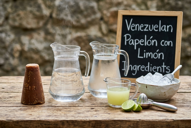 Venezuelan Papelón con Limón Ingredients